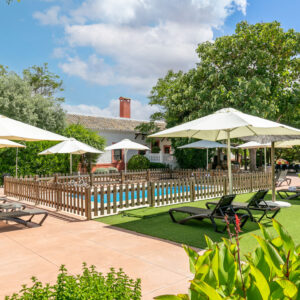 Piscina."